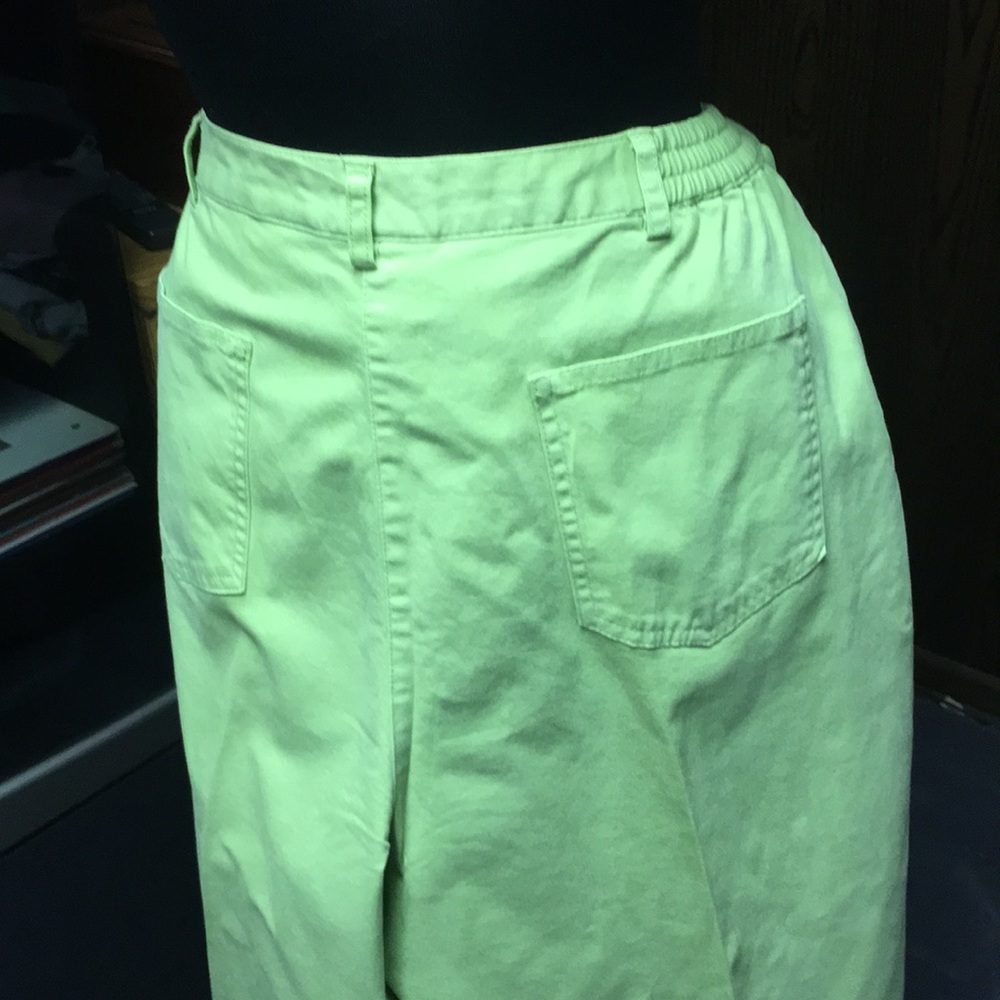 Pants - Picture 3 of 4